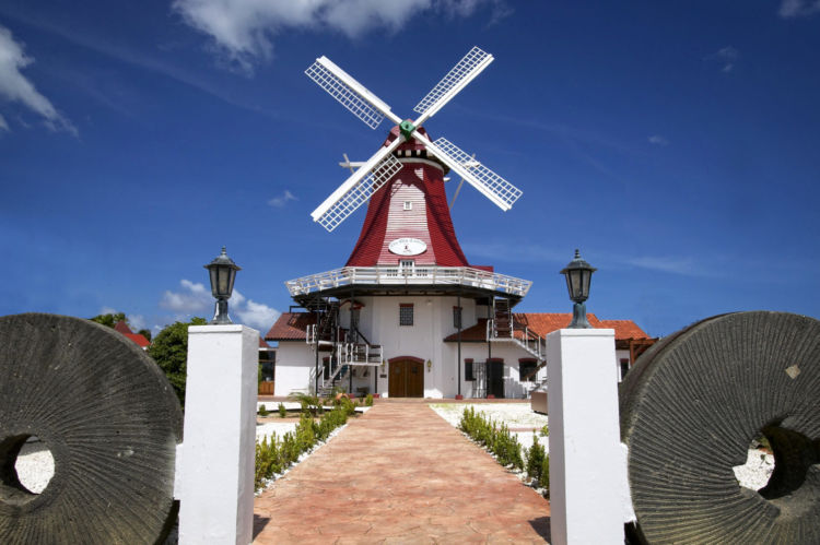 De Olde Molen - Aruba windmill