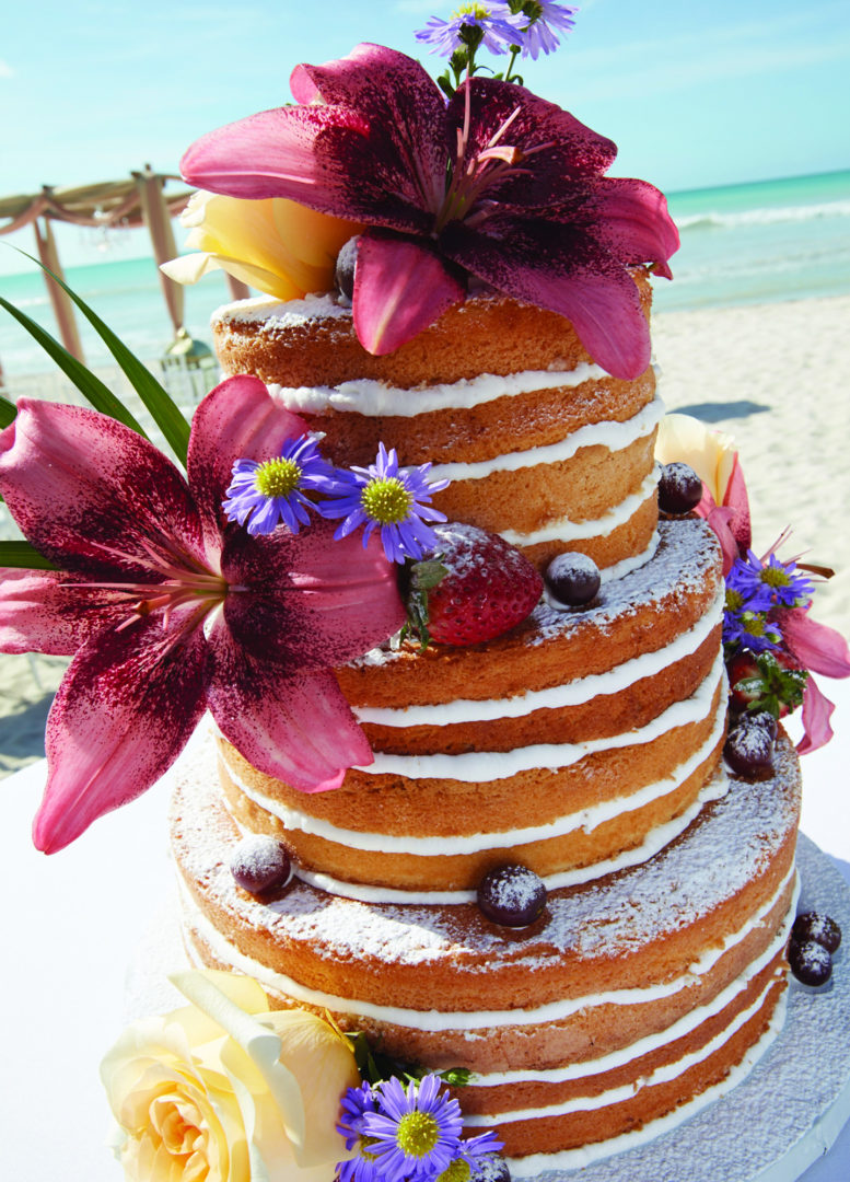 Aruba wedding cake, perfect for a Caribbean destination wedding