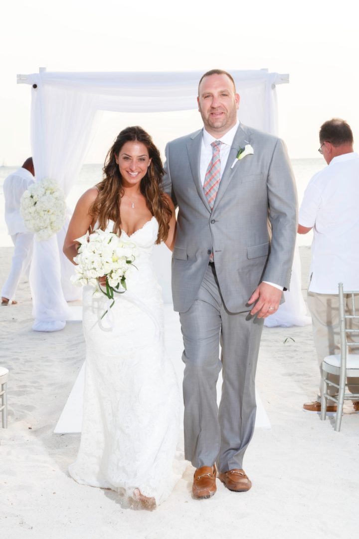 Simply White Wedding at The Ritz-Carlton, Aruba | When in Aruba