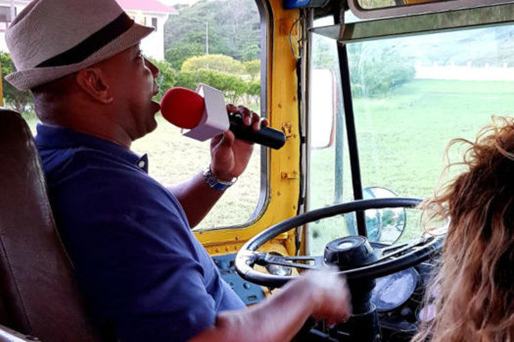 Karaoke Bus Aruba